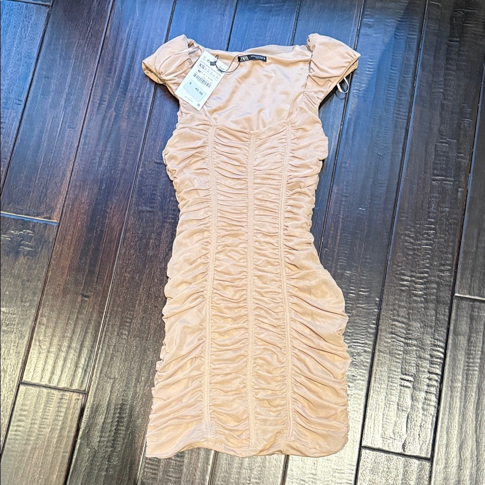 NWT Zara mini dress 👗